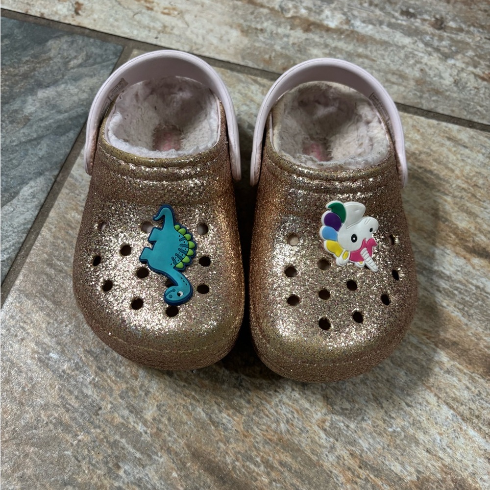 Girls Crocs Size 8